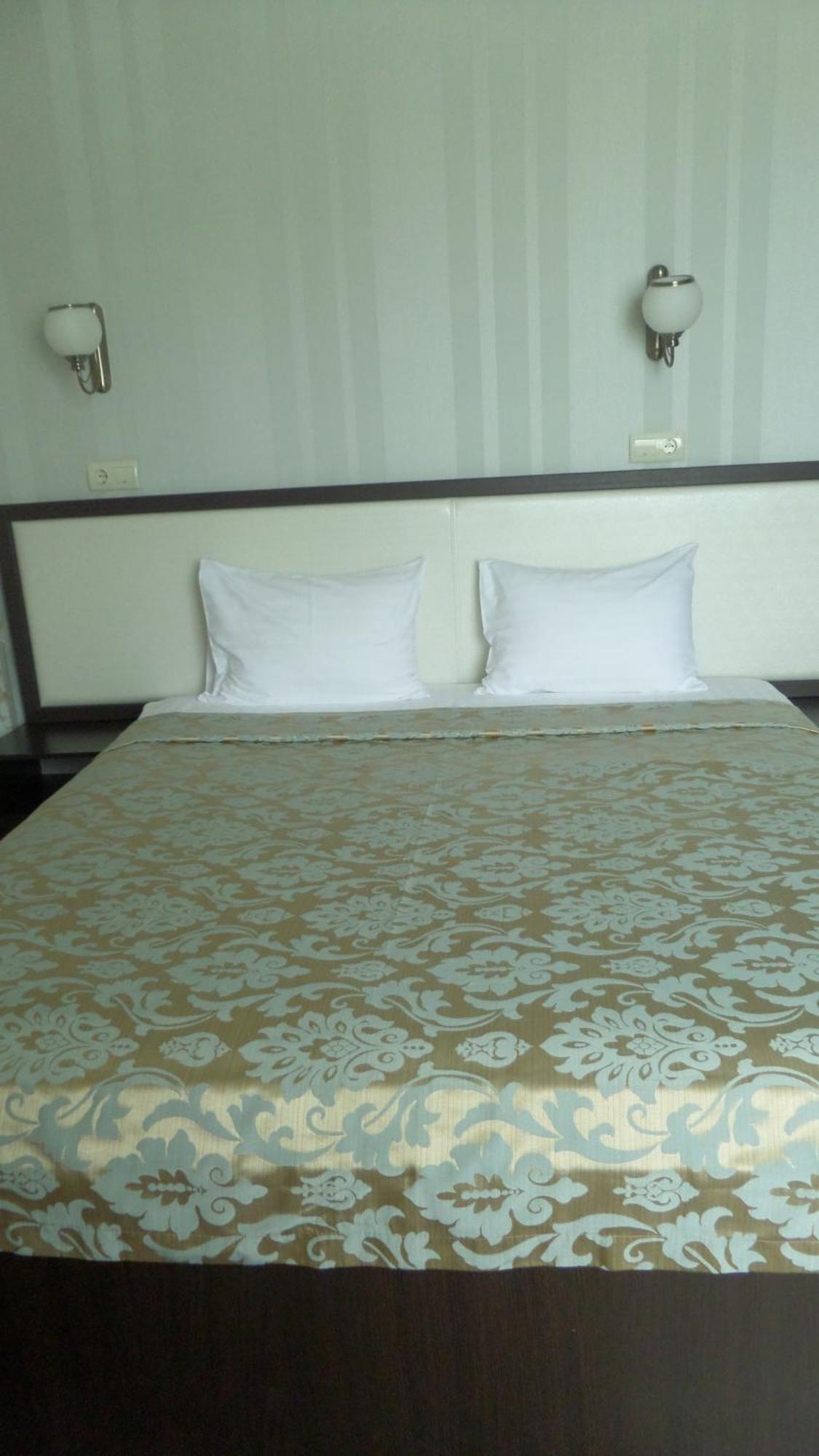 Royal Hotel Kharkiv Værelse billede