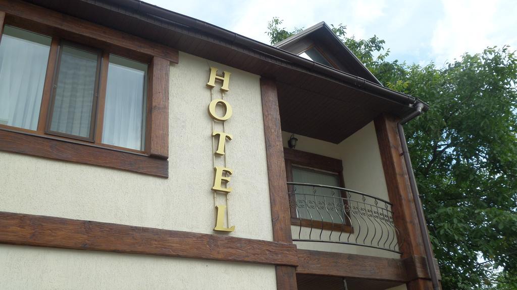 Royal Hotel Kharkiv Eksteriør billede