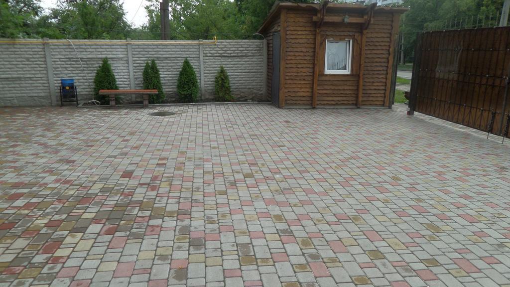 Royal Hotel Kharkiv Eksteriør billede