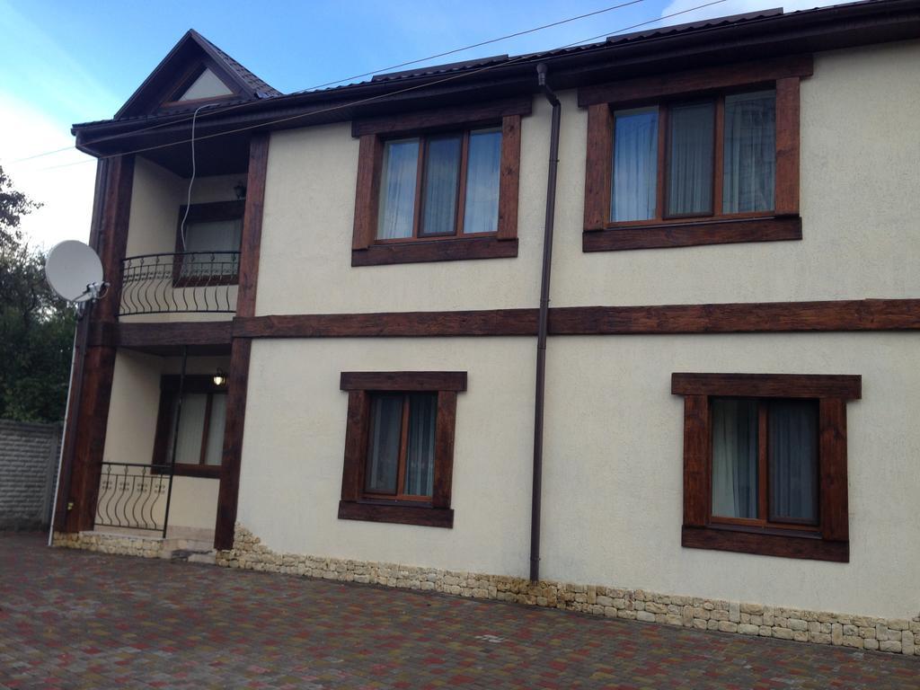 Royal Hotel Kharkiv Eksteriør billede